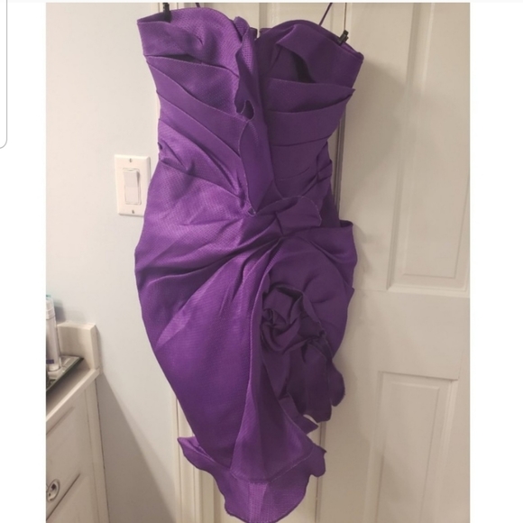 OSCAR DE LA RENTA Avante Garde Strapless Dress - Picture 2 of 11